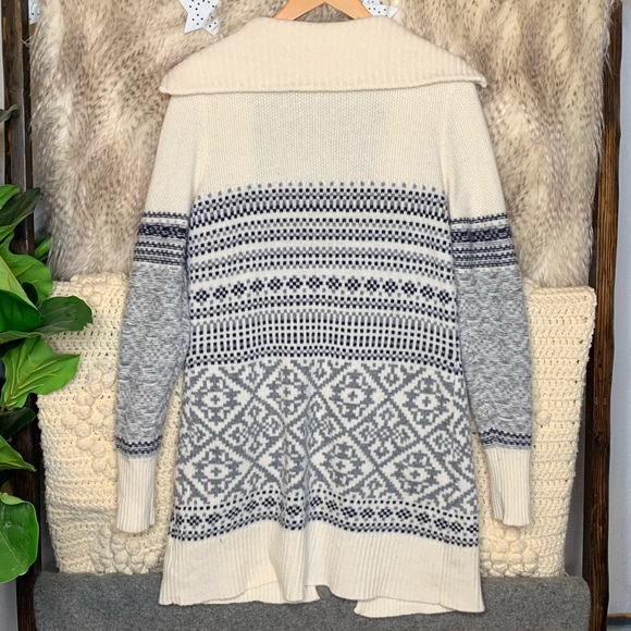 Telluride Clothing Co. Lambswool Blend Cardigan - Picture 2 of 4